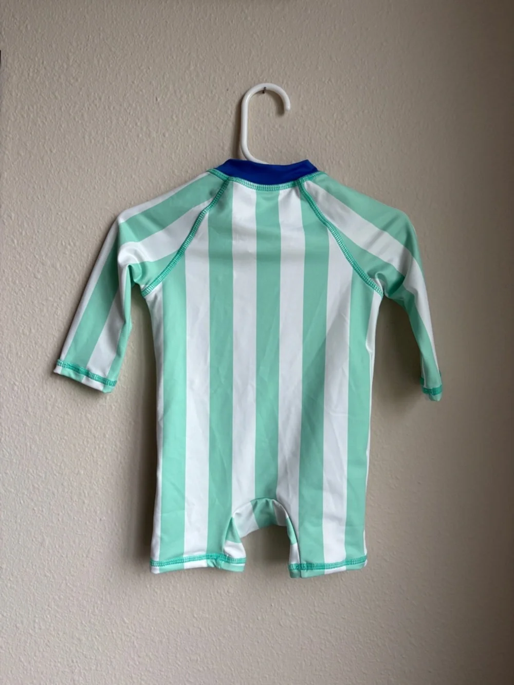 NWT Cotton On kids rashguard